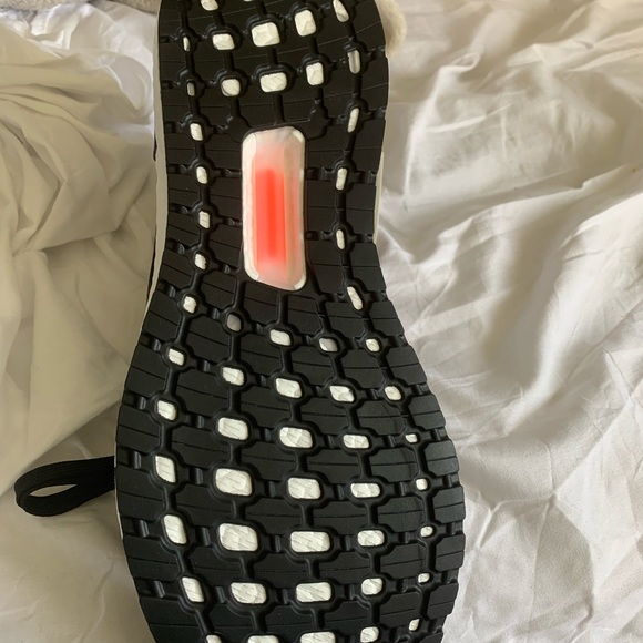 Adidas Ultraboost 20 NASA - Picture 6 of 6